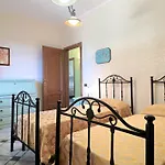Frande - Con Ampia Piscina E Campo Da Gioco Privato Tatil Evi *