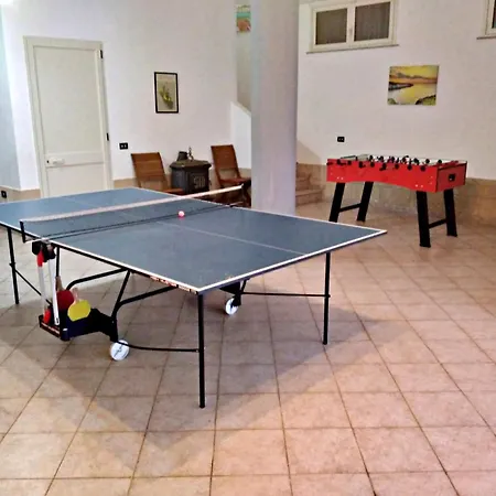 Dom wakacyjny Frande - Con Ampia Piscina E Campo Da Gioco Privato