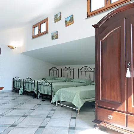 Frande - Con Ampia Piscina E Campo Da Gioco Privato Vakantiehuis *