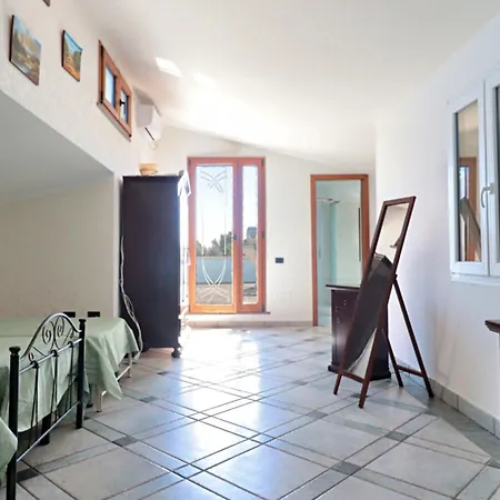 Frande - Con Ampia Piscina E Campo Da Gioco Privato Vakantiehuis *