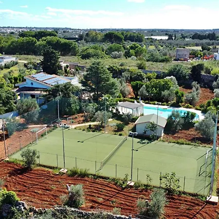 Frande - Con Ampia Piscina E Campo Da Gioco Privato Vakantiehuis