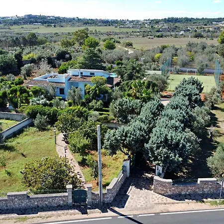 Frande - Con Ampia Piscina E Campo Da Gioco Privato Vakantiehuis *